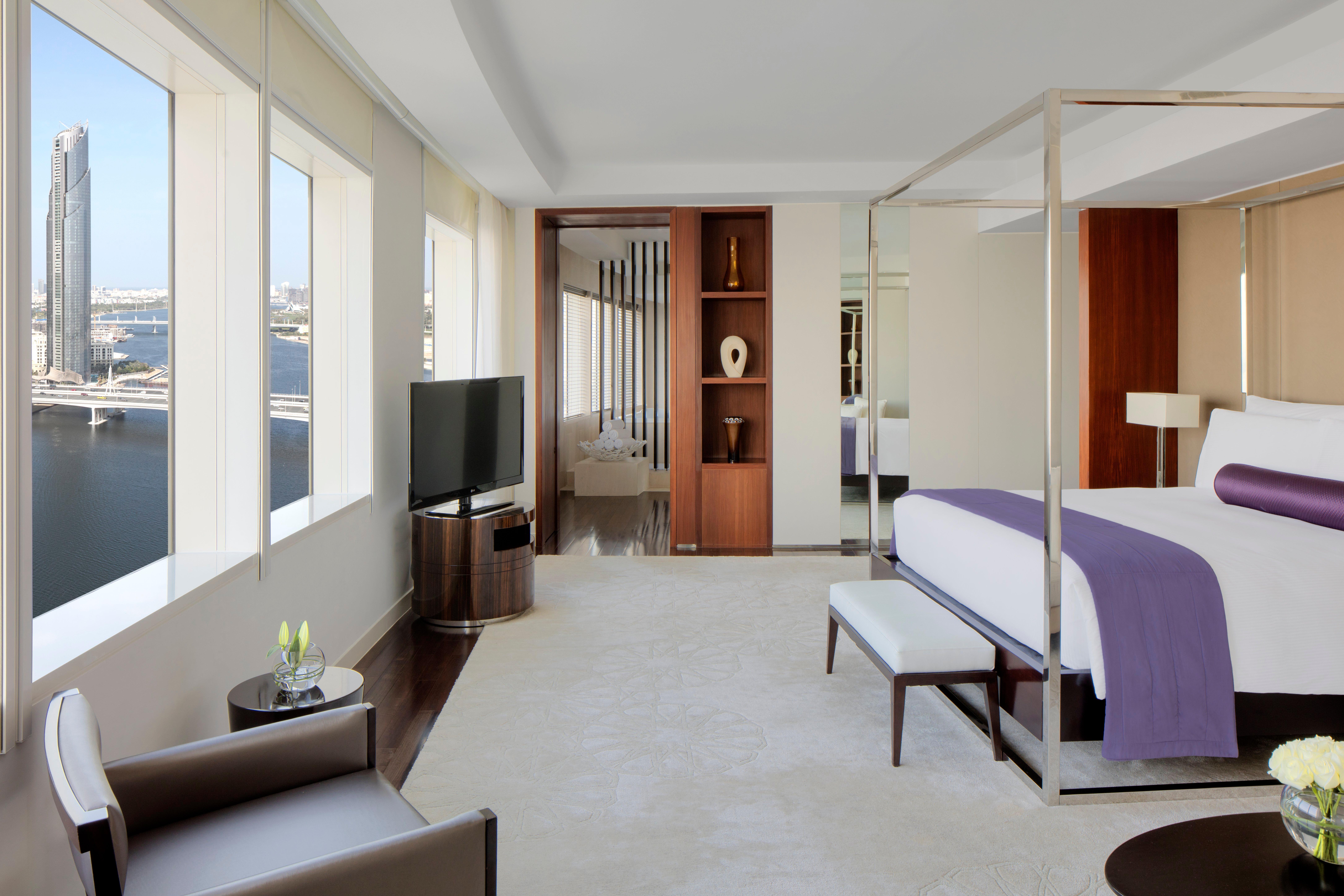 Intercontinental Dubai Festival City By Ihg Екстериор снимка Suite