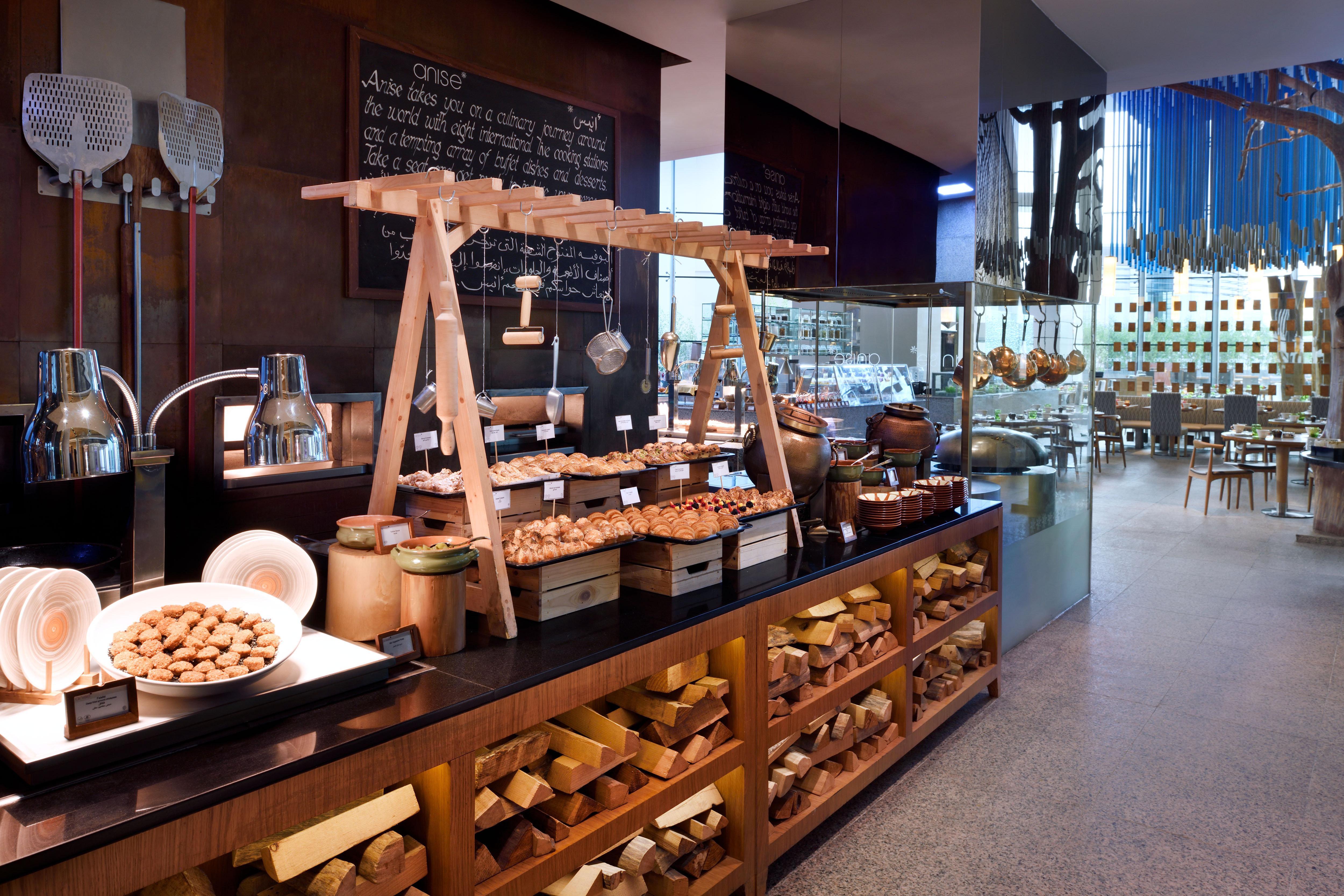 Intercontinental Dubai Festival City By Ihg Екстериор снимка The buffet at the hotel