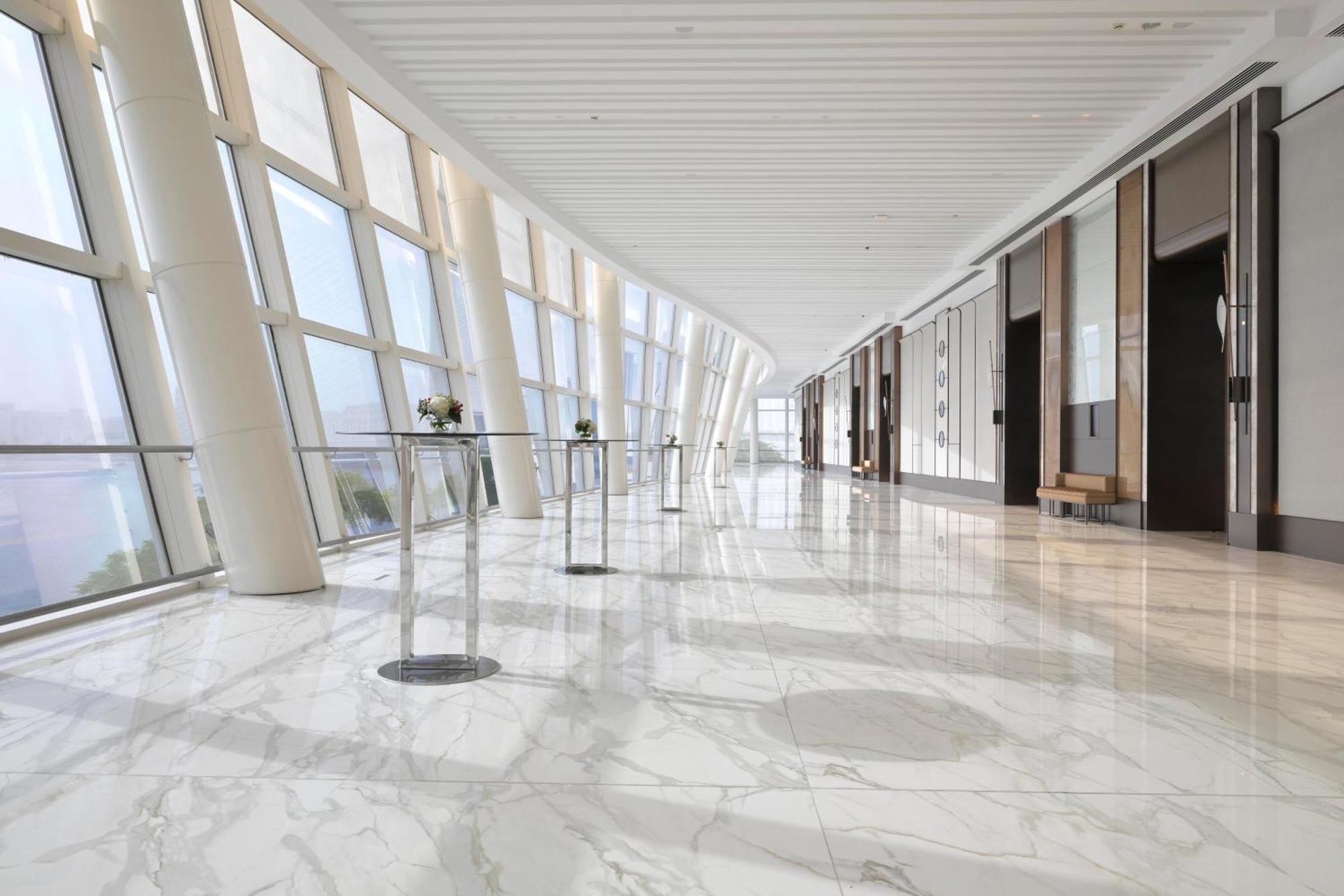 Intercontinental Dubai Festival City By Ihg Екстериор снимка Interior of the hotel